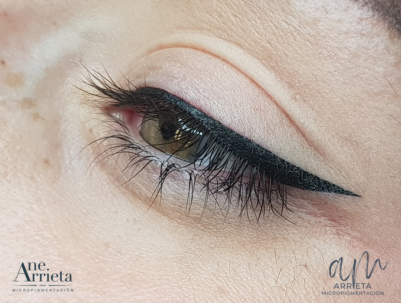 Micropigmentación de ojos eyetribal