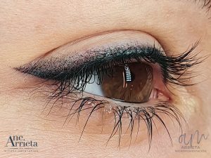 Micropigmentación de ojos fuzzy