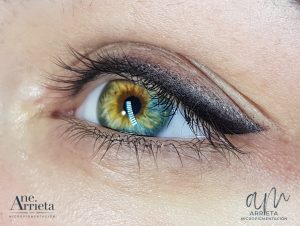 Micropigmentación de ojos fuzzy